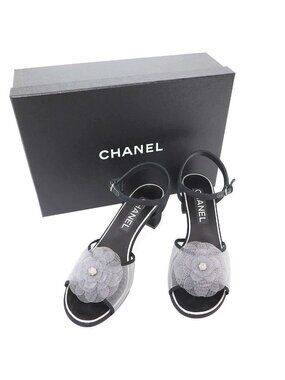 Chanel tola Heel Black